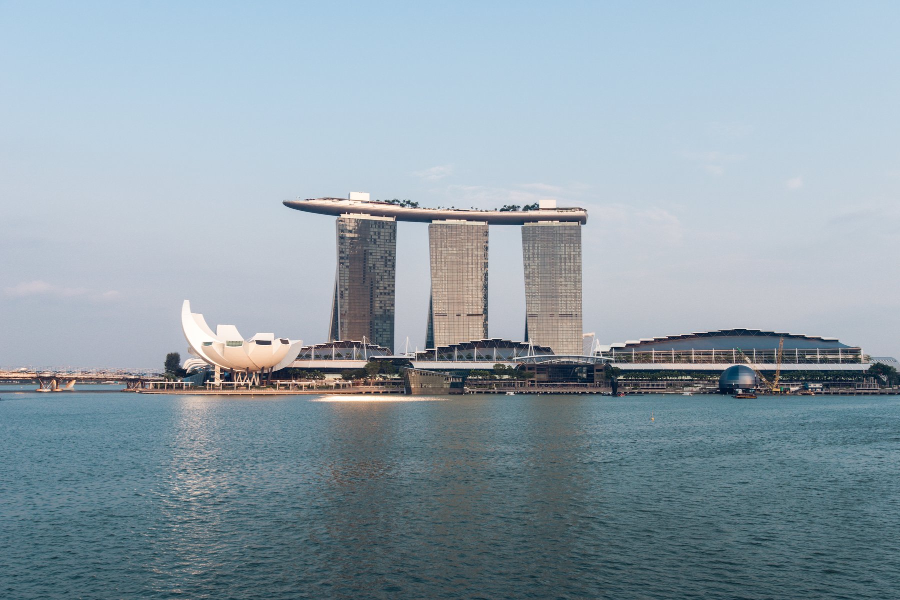 滨海湾金沙与艺术科学博物馆